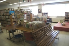 図書館内の児童図書室